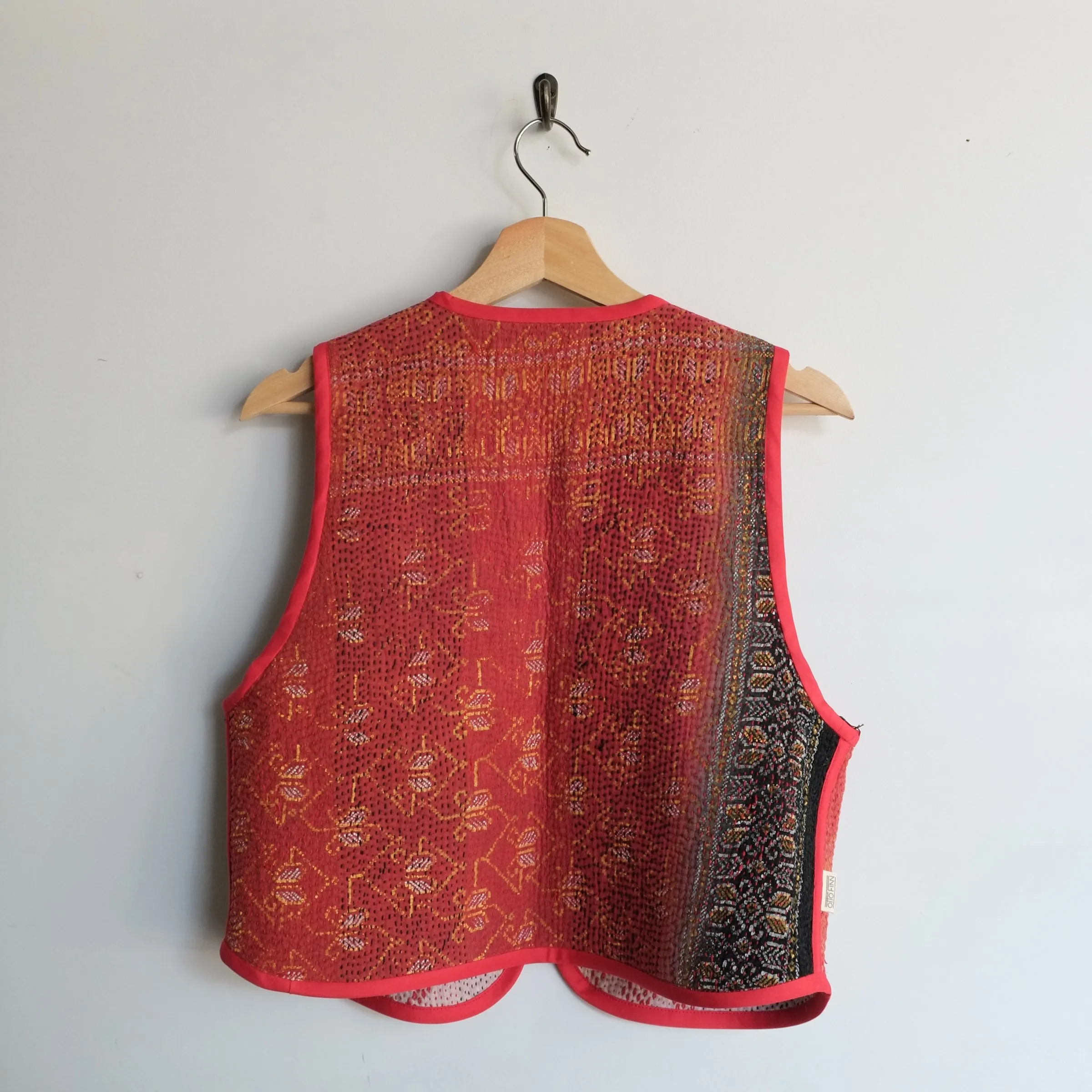 Amelia Vest Black and Red Embroidered Diamonds Red Trim M064