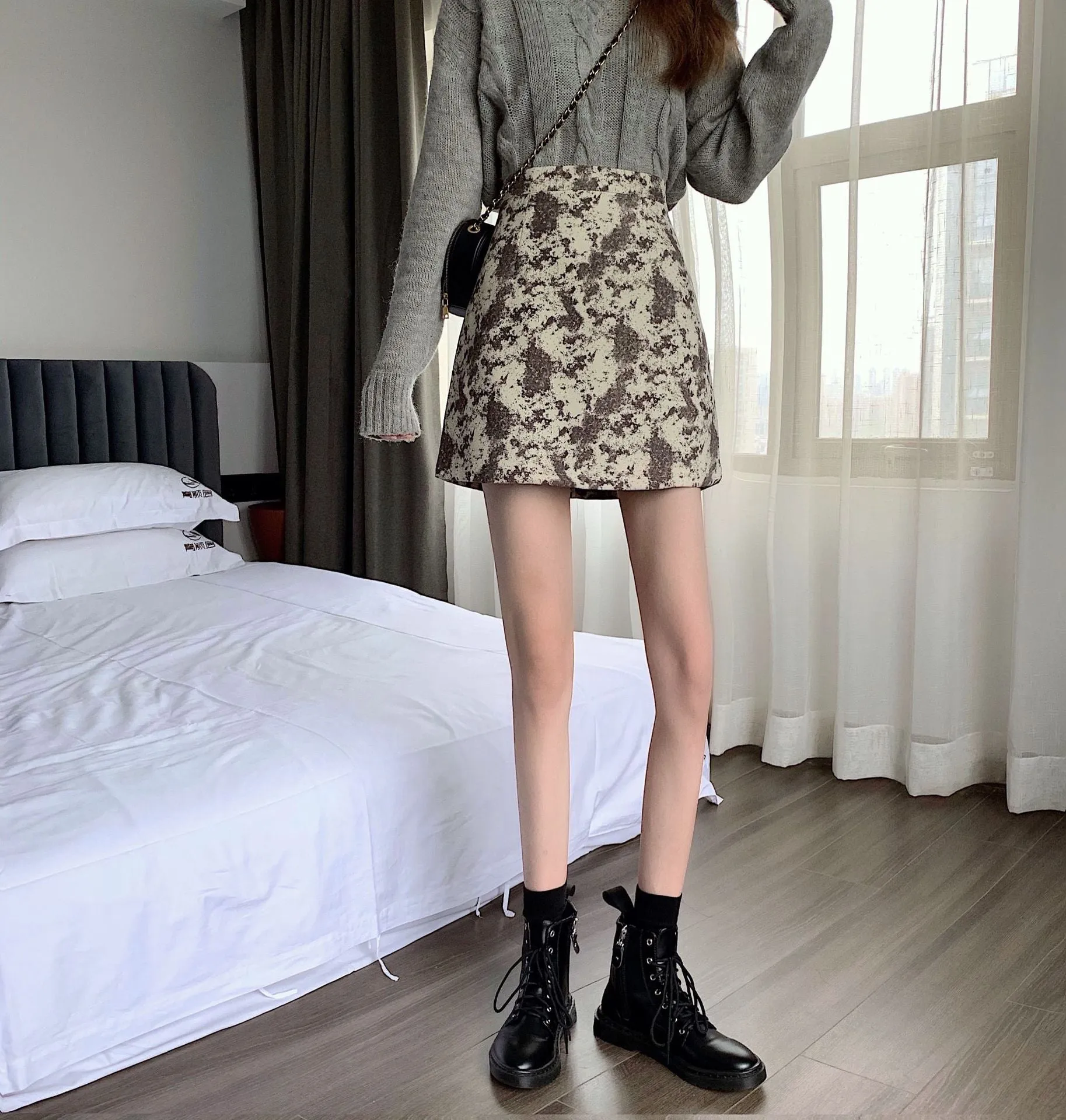 Elegant Skirt Women Korean High Waist Slim Look A-Line CHIC Hip Flattering Skirt