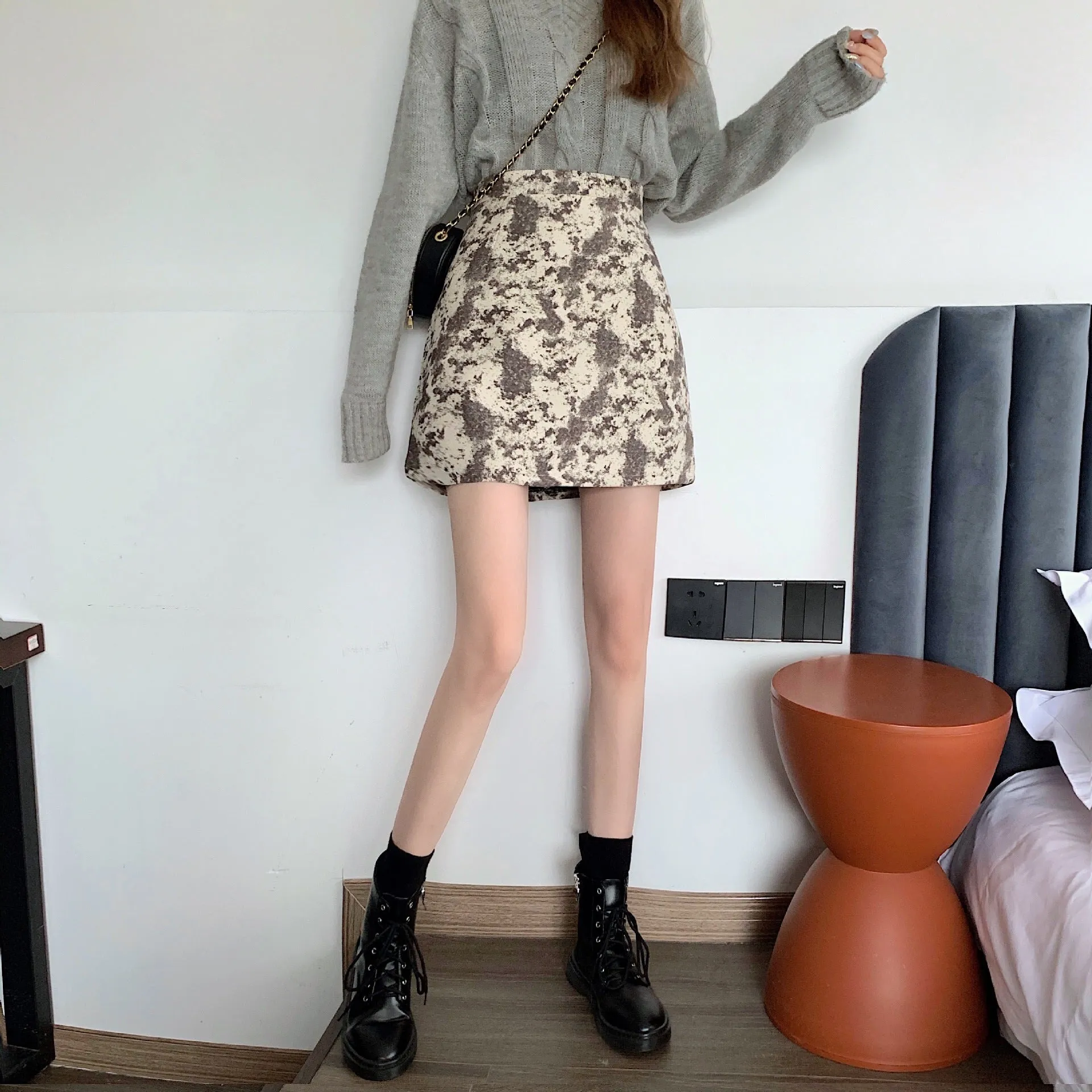 Elegant Skirt Women Korean High Waist Slim Look A-Line CHIC Hip Flattering Skirt