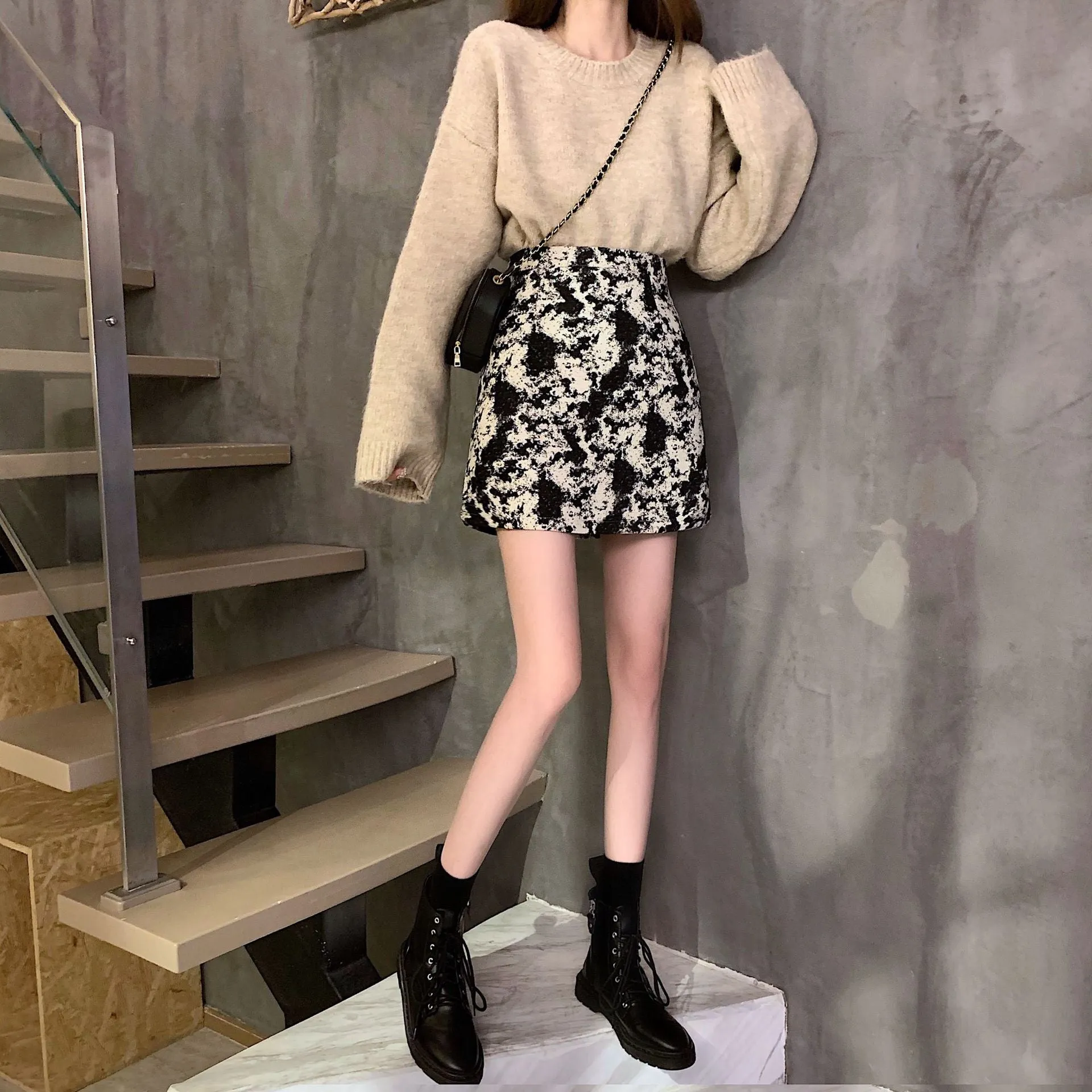 Elegant Skirt Women Korean High Waist Slim Look A-Line CHIC Hip Flattering Skirt
