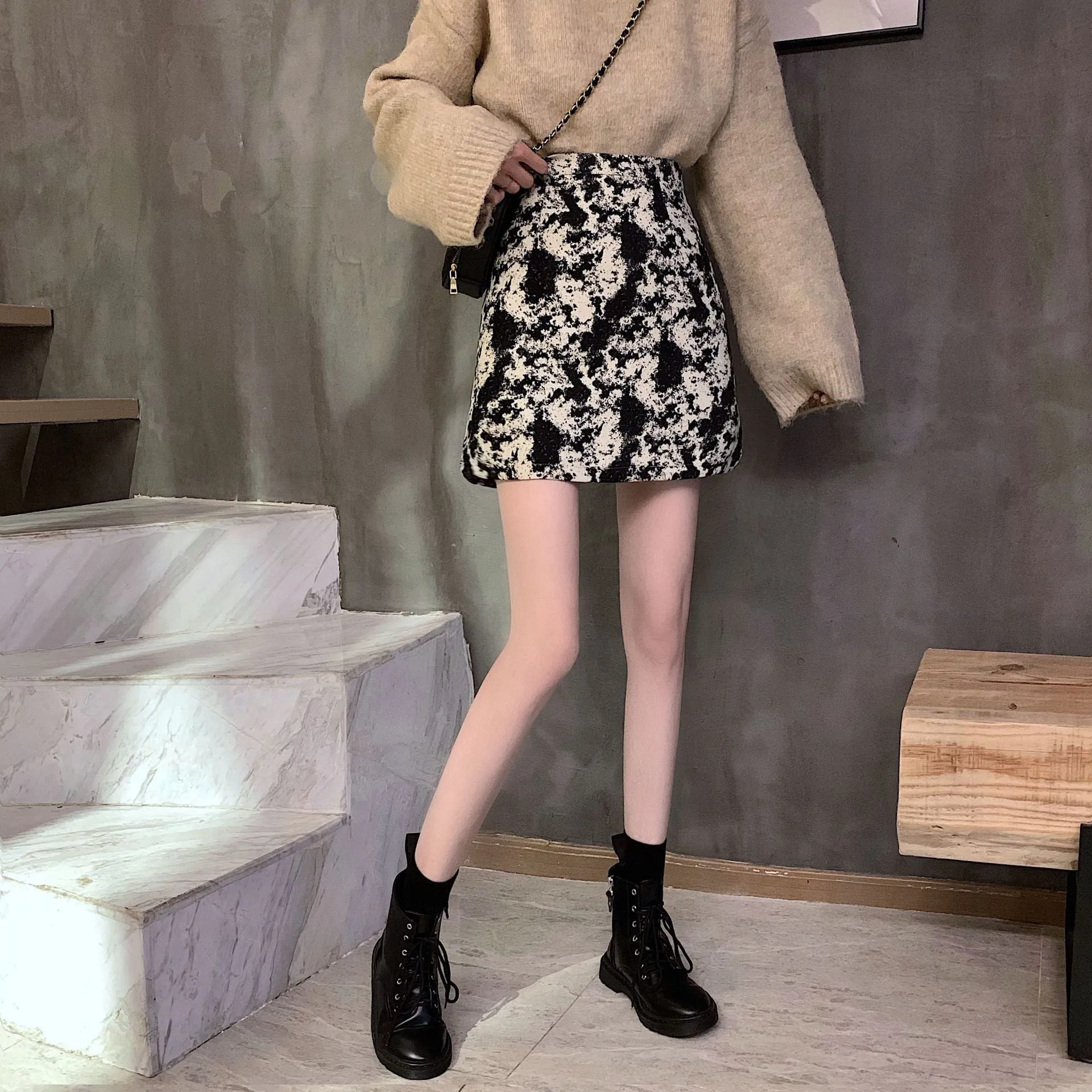 Elegant Skirt Women Korean High Waist Slim Look A-Line CHIC Hip Flattering Skirt
