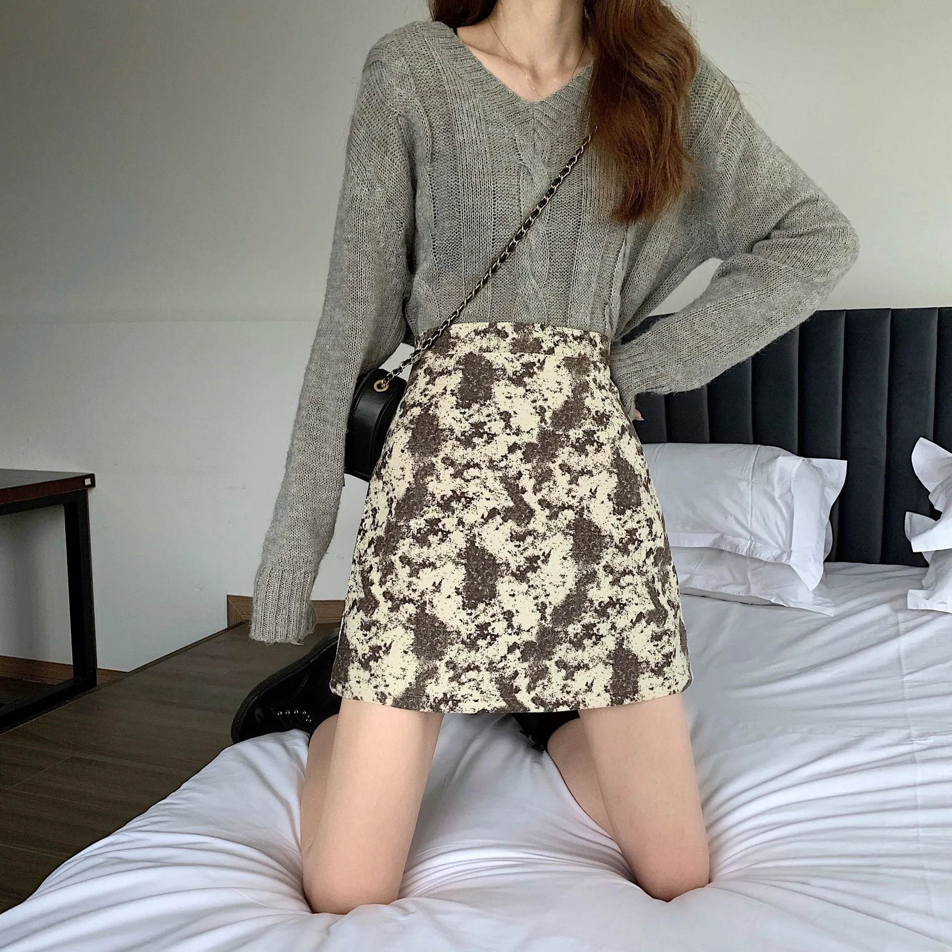Elegant Skirt Women Korean High Waist Slim Look A-Line CHIC Hip Flattering Skirt