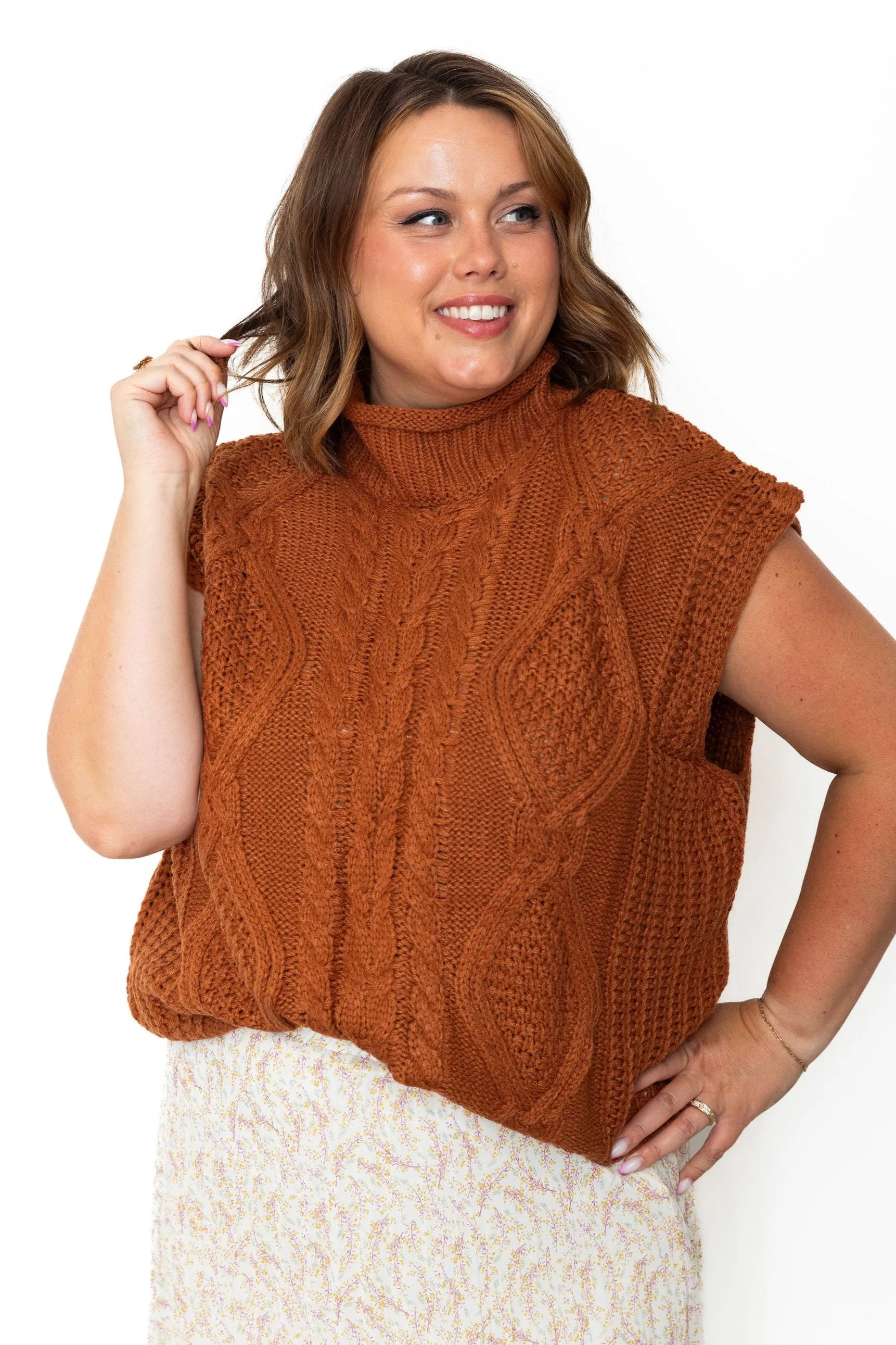 Sleeveless Mock Neck Sweater Top - Caramel